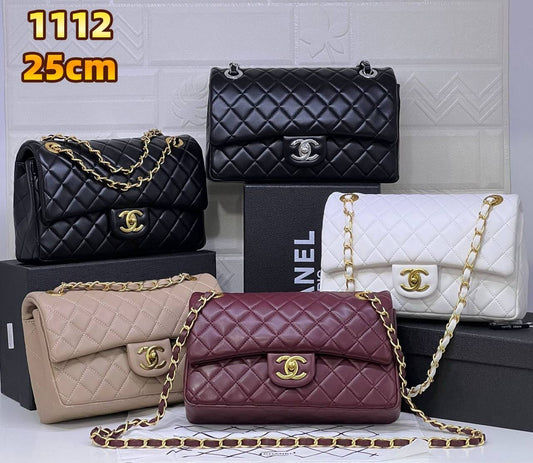 Chanel
120 dhs🇦🇪

with box
🎁🎁🎁

Zain13
♥️♥️♥️