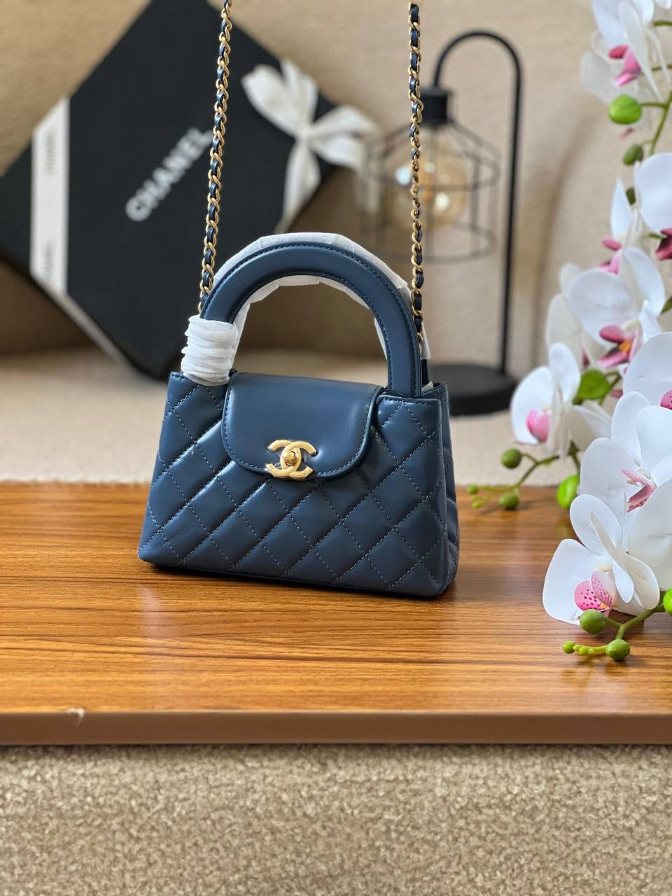 CHANEL Super Master 

*19cm*
*Available Now*
For Price 👇 WTSP Text Zain 0568585901

Zain257
♥️♥️♥️