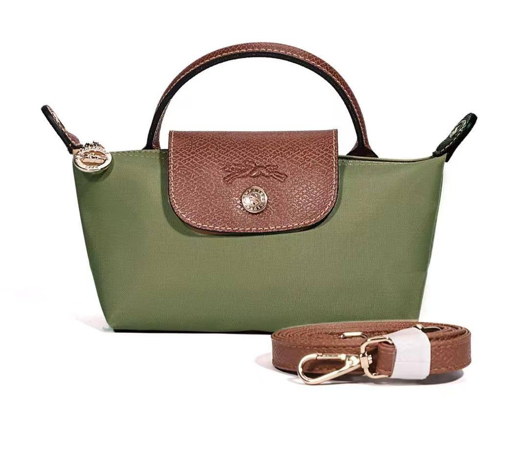 Long Champ

50 dhs🇦🇪   size 20cm
65 dhs🇦🇪   size 28cm
70 dhs🇦🇪   size  42cm

Zain26
♥️♥️♥️