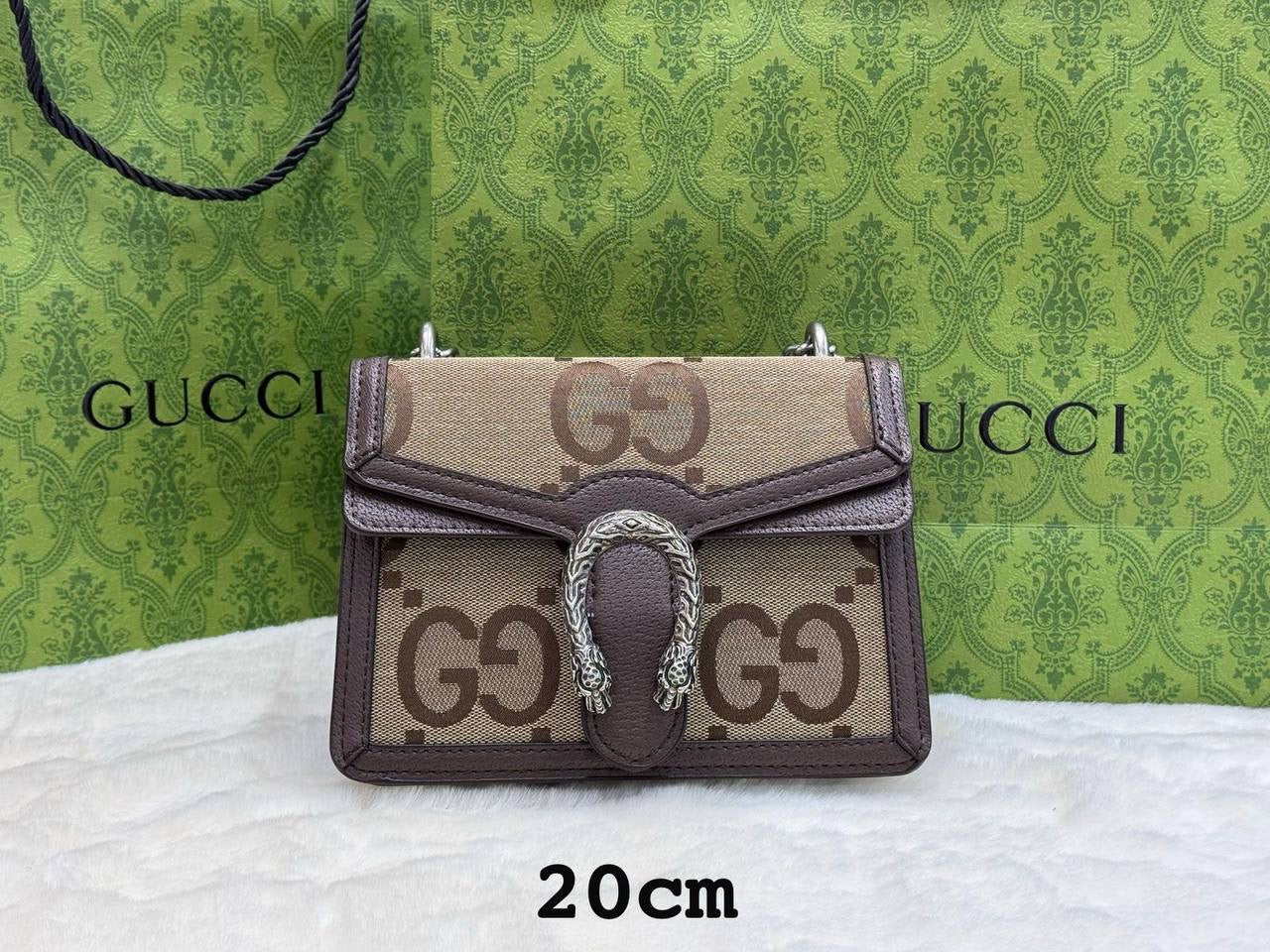 Gucci ᴅɪᴏɴʏsᴜs sᴍᴀʟʟ
ʟᴏɴɢ ᴄʜᴀɪɴ

ᴡɪᴛʜ ʙᴏx
🎁🎁🎁
sɪᴢᴇ:20ᴄᴍ
80 dhs🇦🇪

Zain56
♥️♥️♥️