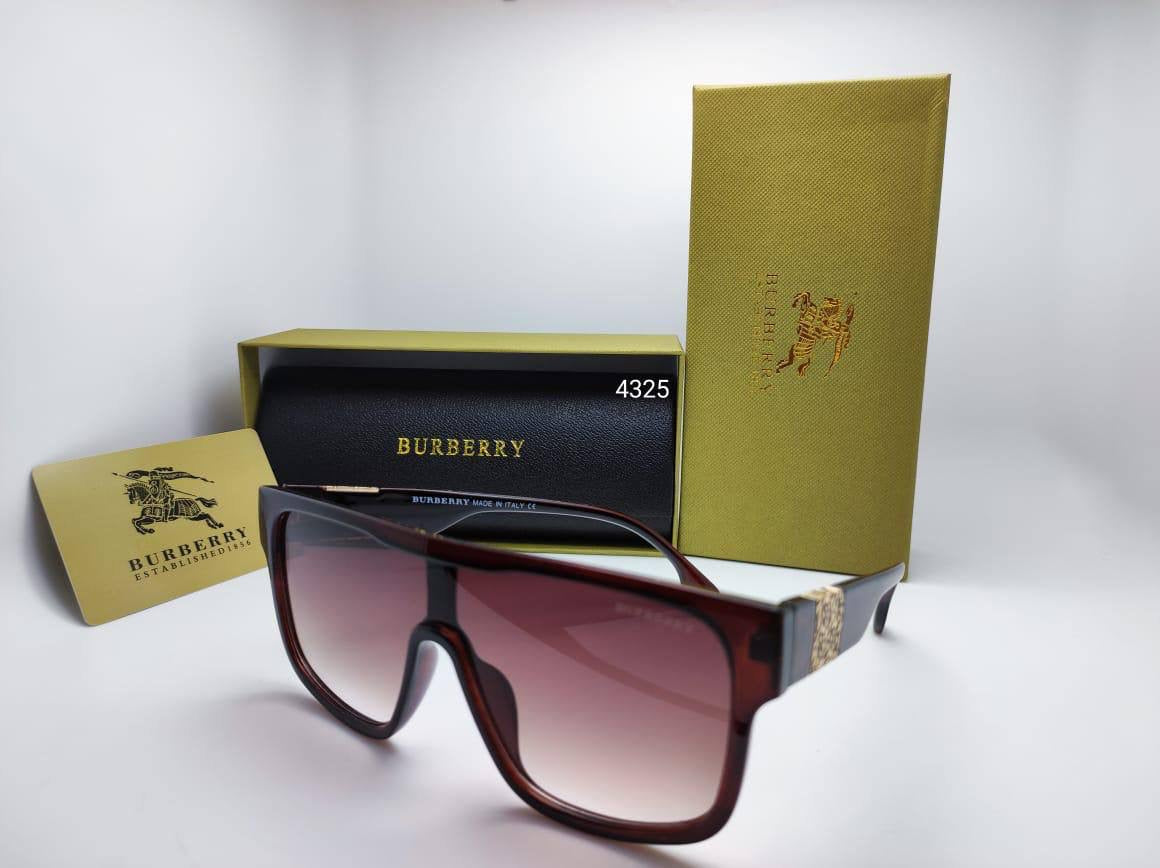 Burberry
65 dhs🪙

Zain126
♥️♥️♥️