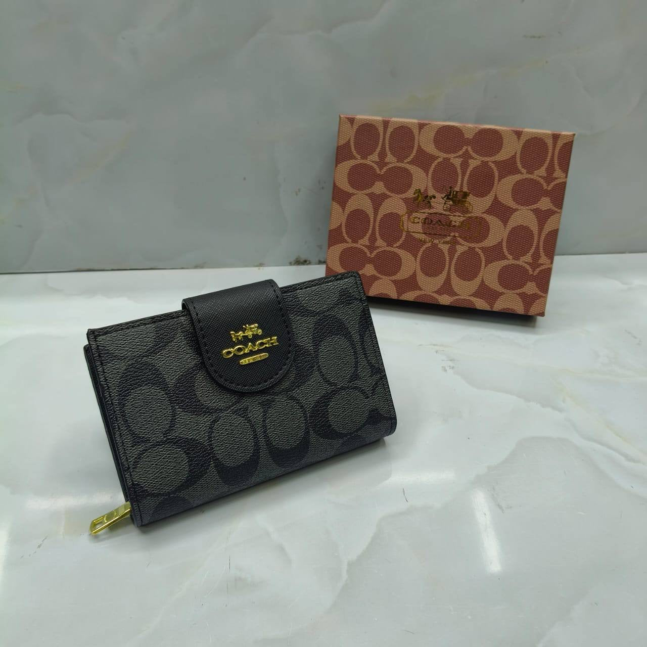 𝗖𝗢𝗔𝗖𝗛 𝗦𝗠𝗔𝗟𝗟 𝗪𝗔𝗟𝗟𝗘𝗧
ᴄᴀʀᴅ ʜᴏʟᴅᴇʀ / ᴄᴏɪɴ ᴢɪᴘ ᴀᴛᴛᴀᴄʜᴇᴅ
ᴡɪᴛʜ BOX
🎁🎁🎁

45 dhs🪙

Zain31
♥️♥️♥️