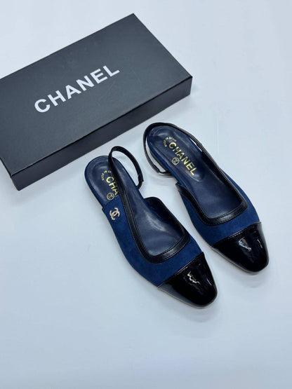 Chanel
Size 36-41
105 dhs🇦🇪

Zain21
♥️♥️♥️