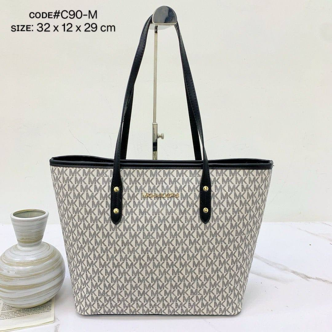 MK
sʜᴏᴜʟᴅᴇʀ ᴛᴏᴛᴇʙᴀɢ
ᴢɪᴘᴘᴇʀ ᴛʏᴘᴇ
sɪᴢᴇ :. 32 cm

70 dhs🪙

Zain31
♥️♥️♥️