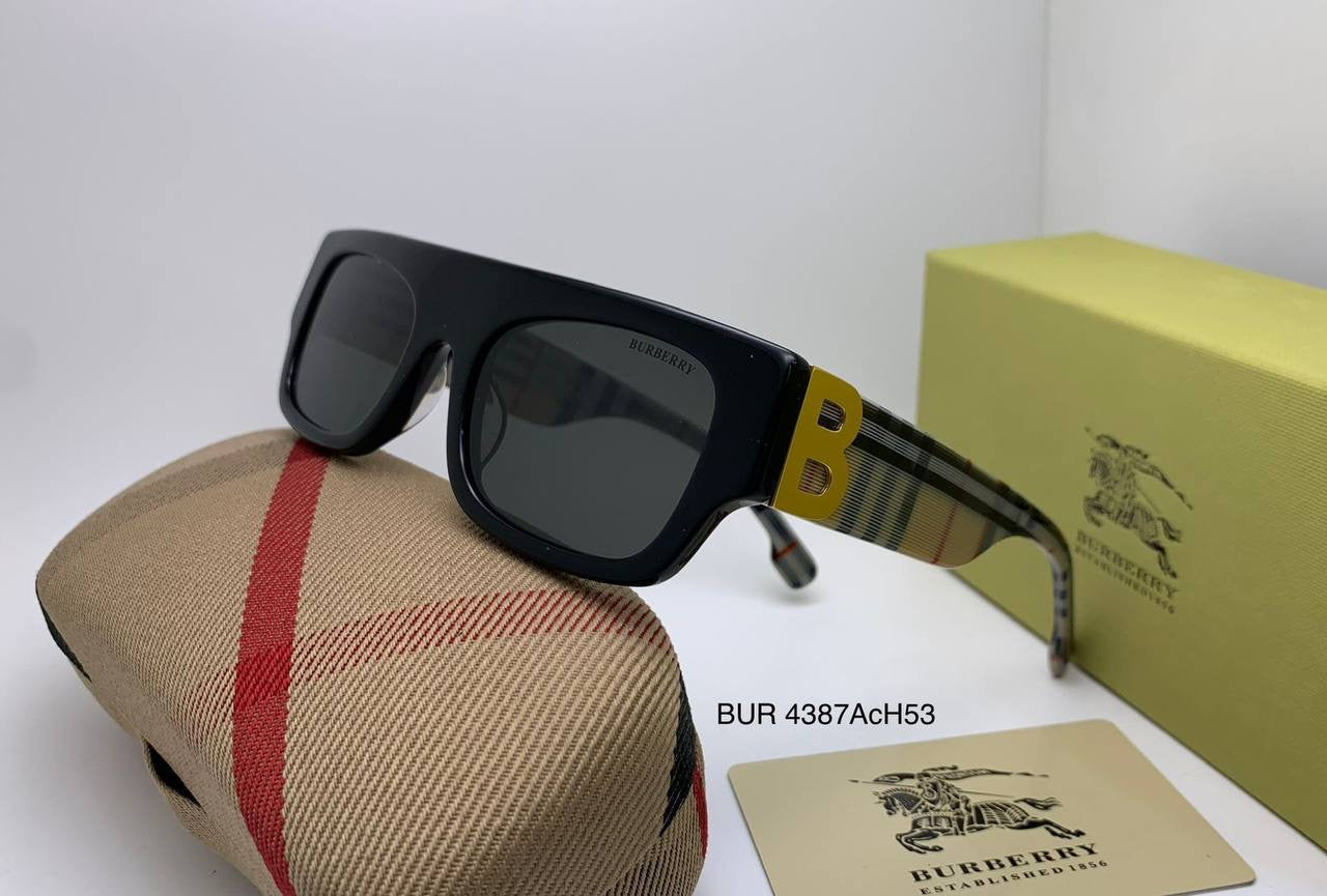 Burberry Master
170 dhs🪙

Zain126
♥️♥️♥️