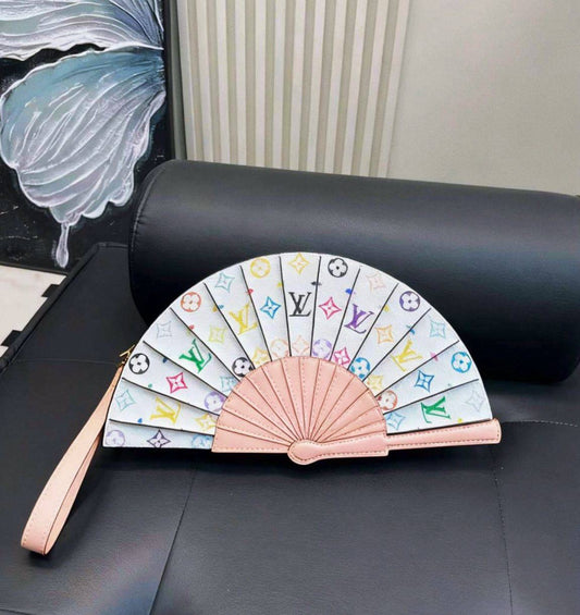 LV

COPY ONE SPECIAL OFFER 
WITH BOX 
🎁🎁🎁

140 dhs🇦🇪

Zain39
♥️♥️♥️