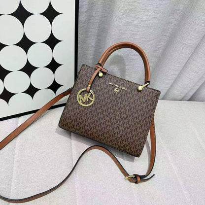 MK
90 dhs🇦🇪
Good quality 

Zain35
♥️♥️♥️