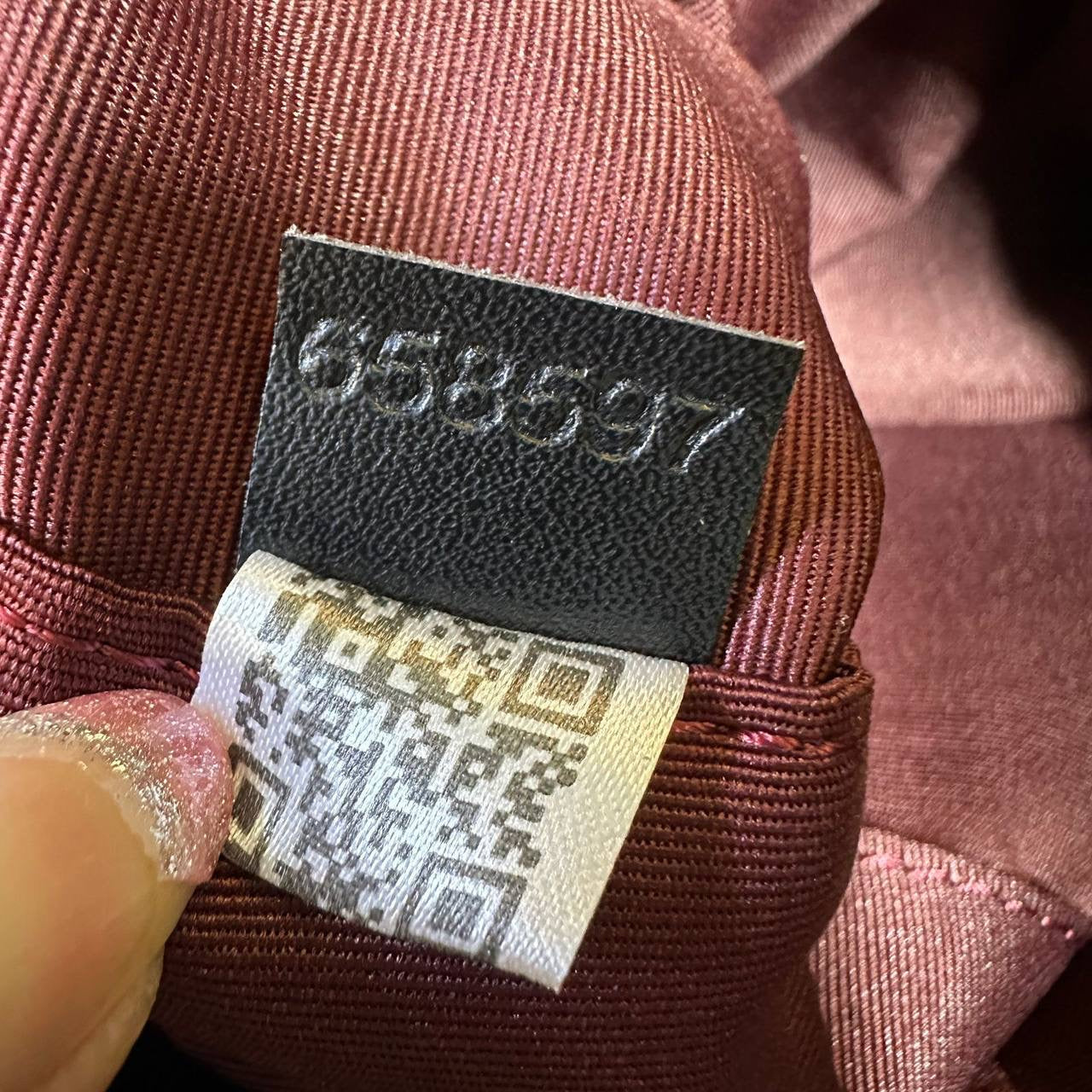 CHANEL 

Master 

WITH BOX 
🎁🎁🎁

210 dhs🇦🇪
Check with K 👉Q

Zain39
♥️♥️♥️