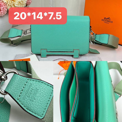 Hermes

With box 
🎁🎁🎁

90 dhs🇦🇪

Zain137
♥️♥️♥️