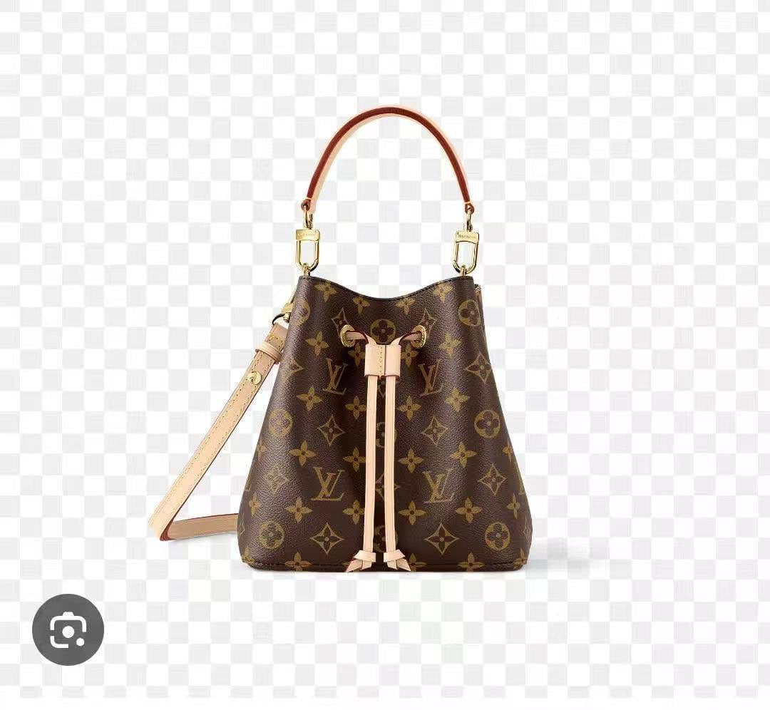 LV Master 
Bucket mini size 
270 dhs🇦🇪

Zain228
♥️♥️♥️