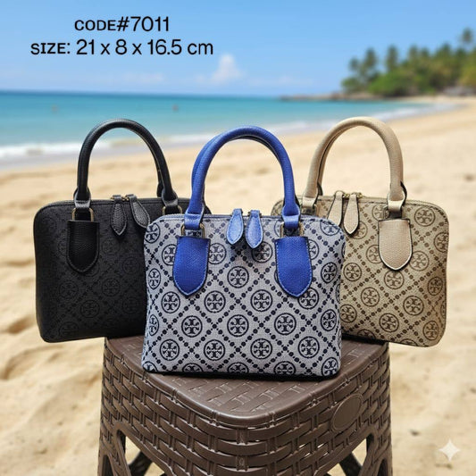 TORY BURCH ᴀʟᴍᴀ
ᴛᴏᴘ ʜᴀɴᴅʙᴀɢ
ᴍᴀᴛᴛᴇ ʟᴇᴀᴛʜᴇʀ ᴍᴀᴛᴇʀɪᴀʟ
sɪᴢᴇ : 21.5 cm
ᴡɪᴛʜ BOX
🎁🎁🎁

65 dhs🪙💕

Zain31
♥️♥️♥️