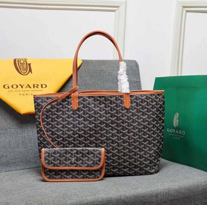 Goyard

Small     80 dhs🇦🇪
Medium  85 dhs🇦🇪
Large      90 dhs🇦🇪

with paper bag
good quality

Zain213
♥️♥️♥️