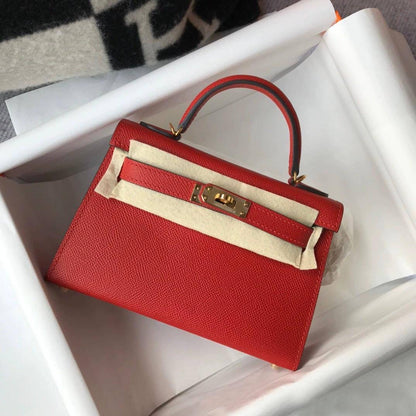 Hermes
Best quality 

with box’s 
🎁🎁🎁

90 dhs🪙💕

size 22cm

Zain158
♥️♥️♥️