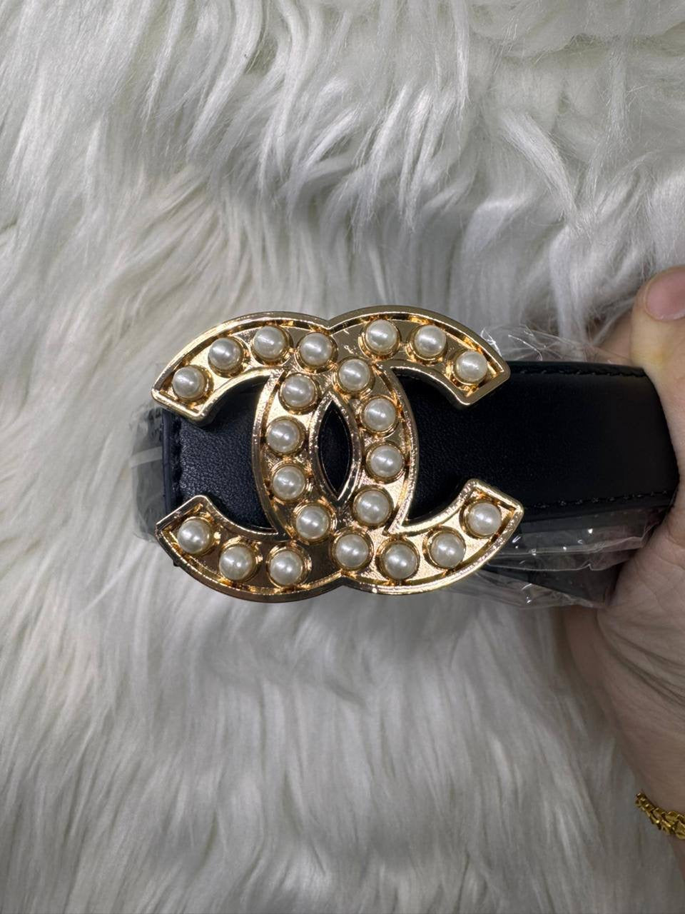 Brand belt
High  Quality 
Size：110 * 2.5 cm
25 dhs🪙

Zain115
♥️♥️♥️