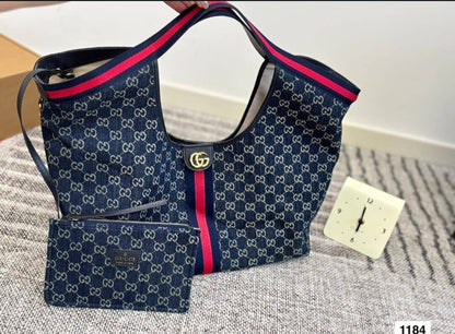 GUCCI  
40CM 
300 dhs🇦🇪

Zain131
♥️♥️♥️