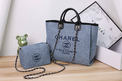 Chanel 
130 dhs🇦🇪
39cm

Zain161
♥️♥️♥️