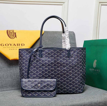 Goyard

Small     80 dhs🇦🇪
Medium  85 dhs🇦🇪
Large      90 dhs🇦🇪

with paper bag
good quality

Zain213
♥️♥️♥️