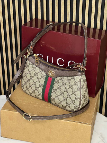 Gucci Master 
25cm   180 dhs🇦🇪
19cm    170 dhs🇦🇪

Good Box 🎁

Zain131
♥️♥️♥️