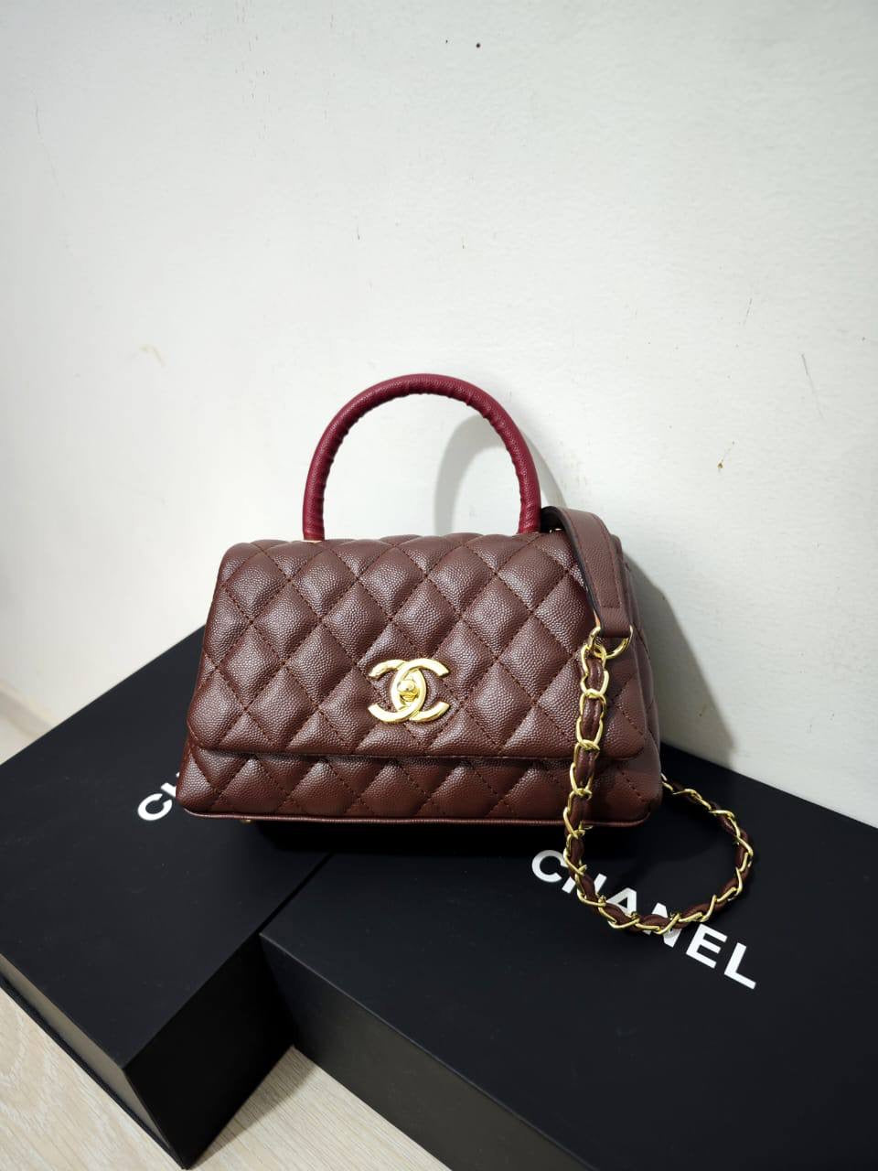 Chanel
100 dhs🇦🇪

with box
🎁🎁🎁

size 23cm

Zain26
♥️♥️♥️