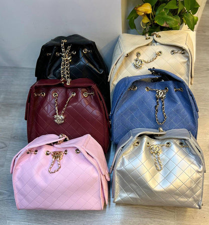 Chanel
New colors 
New Stock
good quality
130 dhs🇦🇪

Zain107
♥️♥️♥️