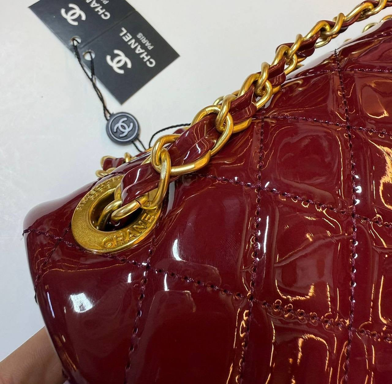 CHANEL 

WITH BOX  
🎁🎁🎁

105 dhs🪙💕
SIZE: 25cm

Zain39
♥️♥️♥️
