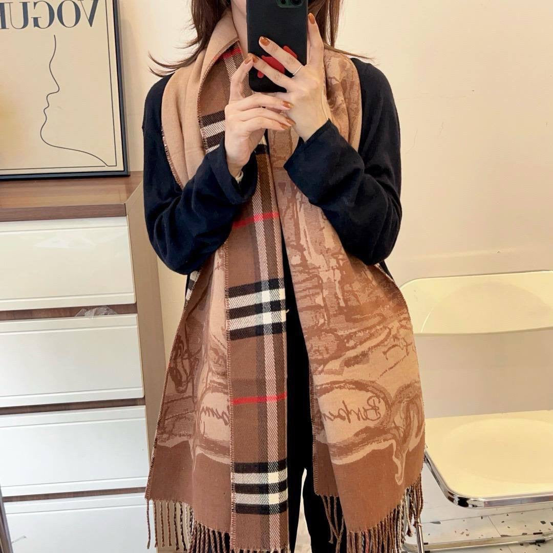 Scarf
180*68cm
45 dhs🇦🇪

Zain17
♥️♥️♥️