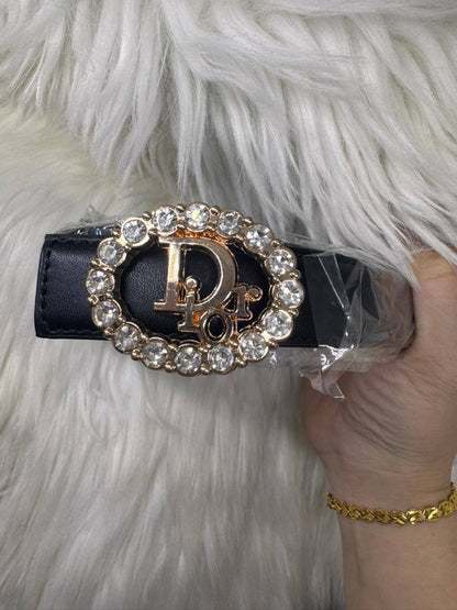 Brand belt
High  Quality 
Size：110 * 2.5 cm
25 dhs🪙

Zain115
♥️♥️♥️