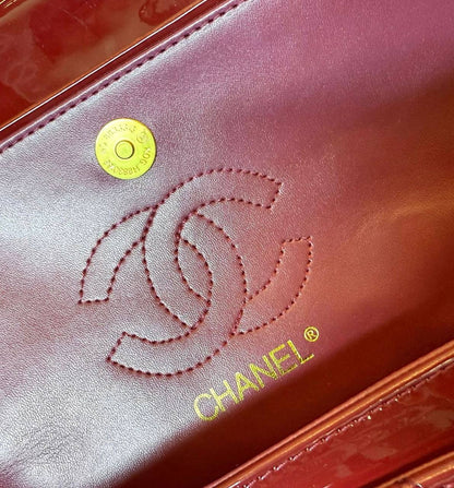 CHANEL 

WITH BOX  
🎁🎁🎁

105 dhs🪙💕
SIZE: 25cm

Zain39
♥️♥️♥️