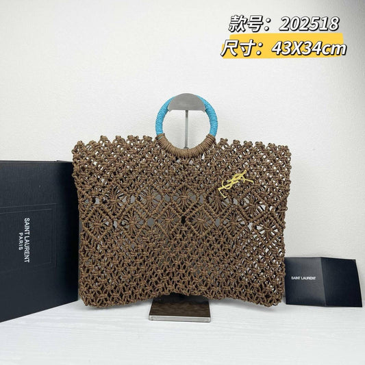 YSL 
140 dhs🇦🇪

Zain228
♥️♥️♥️