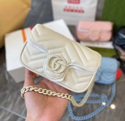 Gucci

90 dhs🇦🇪

Good quality 

with box
🎁🎁🎁
Zain35
♥️♥️♥️