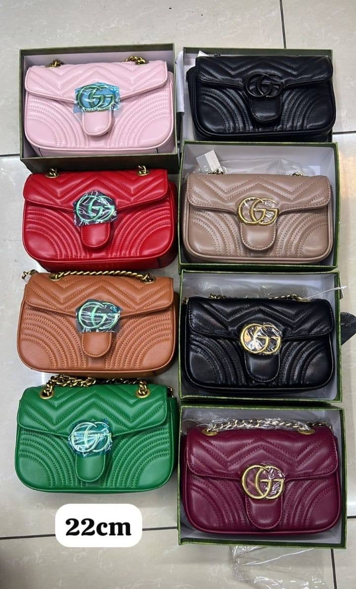 Gucci
90 dhs🇦🇪 with box 18×11×6cm 🎁

95 dhs🇦🇪 with box 22×14×8cm🎁

Zain136
♥️♥️♥️