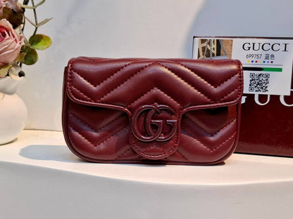 Gucci Macarons 

Size：16*5*10cm 

95 dhs🇦🇪

with Box
🎁🎁🎁

Zain254
♥️♥️♥️