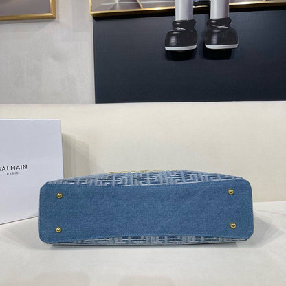 BALMAIN 
COPY ONE SPECIAL OFFER 
140 dhs🇦🇪

Zain39
♥️♥️♥️