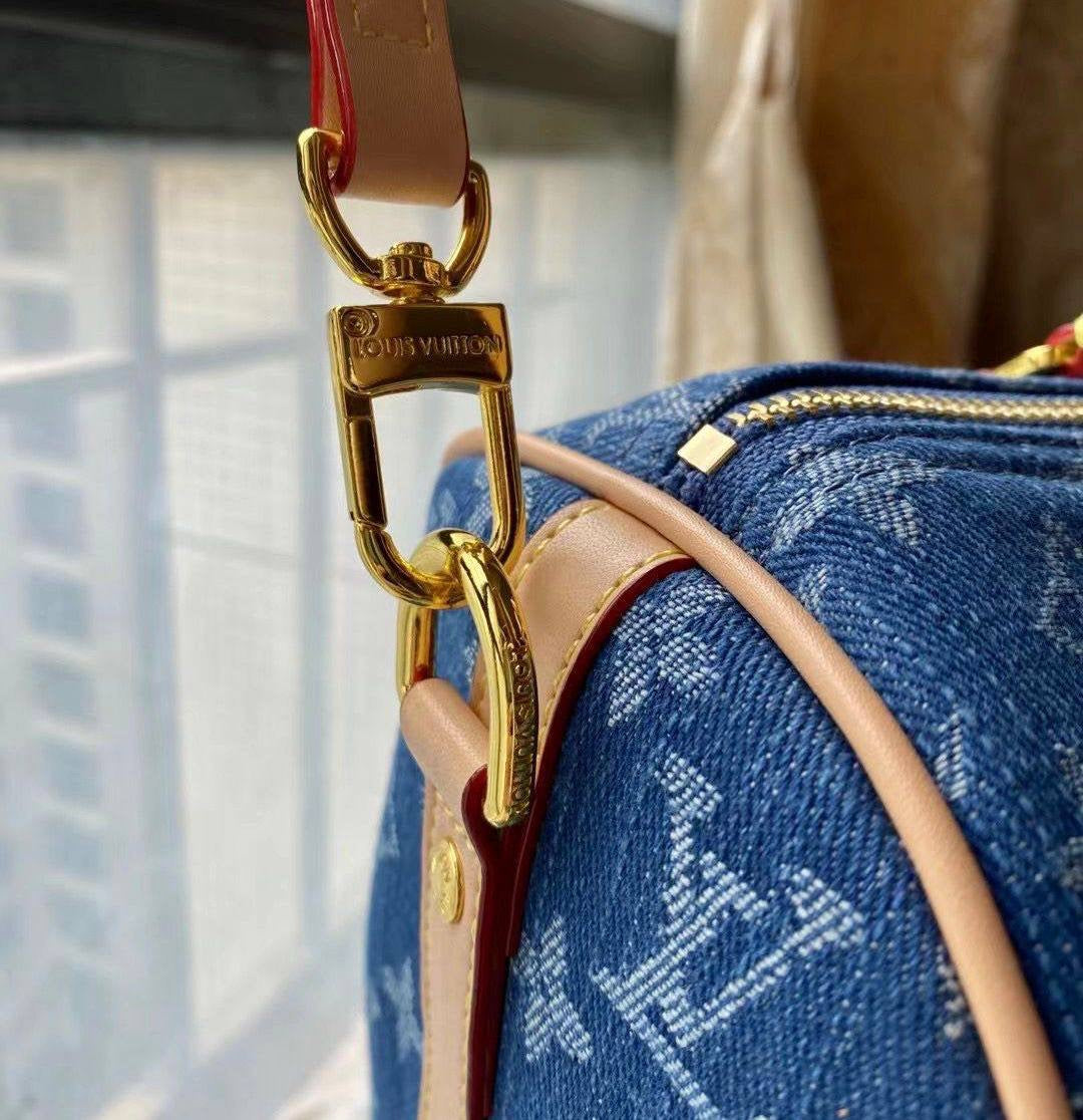 LV
COPY ONE SPECIAL OFFER 
ONLY 
105 dhs🇦🇪

Zain39
♥️♥️♥️