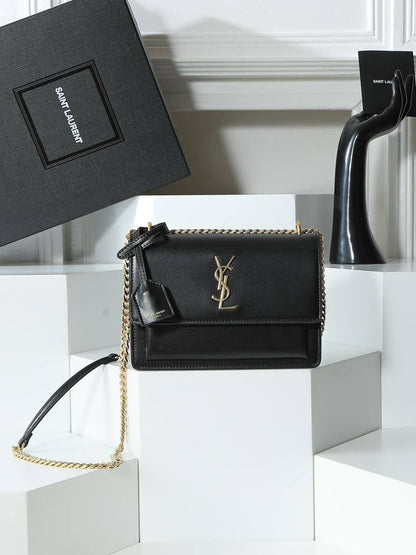 YSL
Master
270 dhs🇦🇪

Zain192
♥️♥️♥️