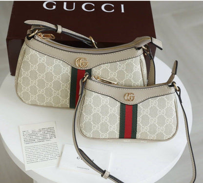 Gucci Master 
25cm   180 dhs🇦🇪
19cm    170 dhs🇦🇪

Good Box 🎁

Zain131
♥️♥️♥️