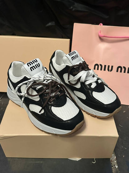 Miu Miu
size 36 to 41

180 dhs🇦🇪

Zain146
♥️♥️♥️