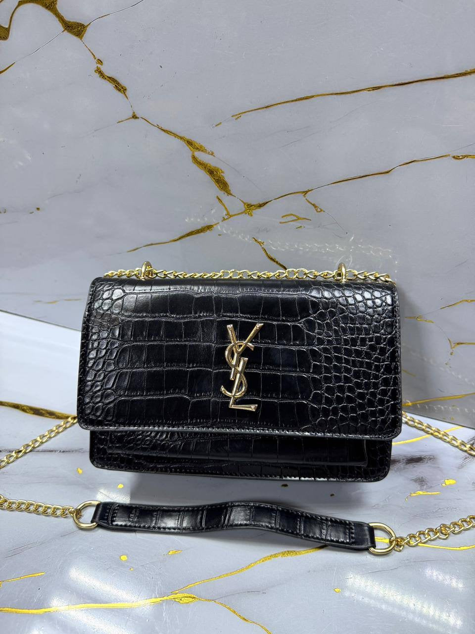 YSL 
Gold logo
65 dhs🇦🇪

Zain50
♥️♥️♥️