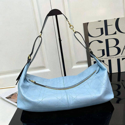 DIOR 
NEW DESIGN 
GOOD QUALITY 
95 dhs🪙💕

Zain39
♥️♥️♥️