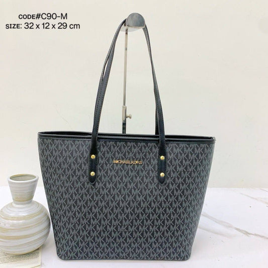 MK
sʜᴏᴜʟᴅᴇʀ ᴛᴏᴛᴇʙᴀɢ
ᴢɪᴘᴘᴇʀ ᴛʏᴘᴇ
sɪᴢᴇ :. 32 cm

70 dhs🪙

Zain31
♥️♥️♥️