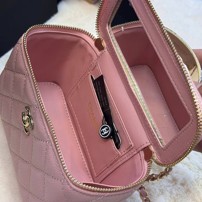 Chanel ᴠᴀɴɪᴛʏ ᴛᴏᴘ ʜᴀɴᴅʟᴇ
ᴍɪʀʀᴏʀ ɪɴsɪᴅᴇ

ᴡɪᴛʜʙᴏx
🎁🎁🎁

Caviar ᴍᴀᴛᴇʀɪᴀʟ 
sɪᴢᴇ:18ᴄᴍ
95 dhs🇦🇪

Zain56
♥️♥️♥️