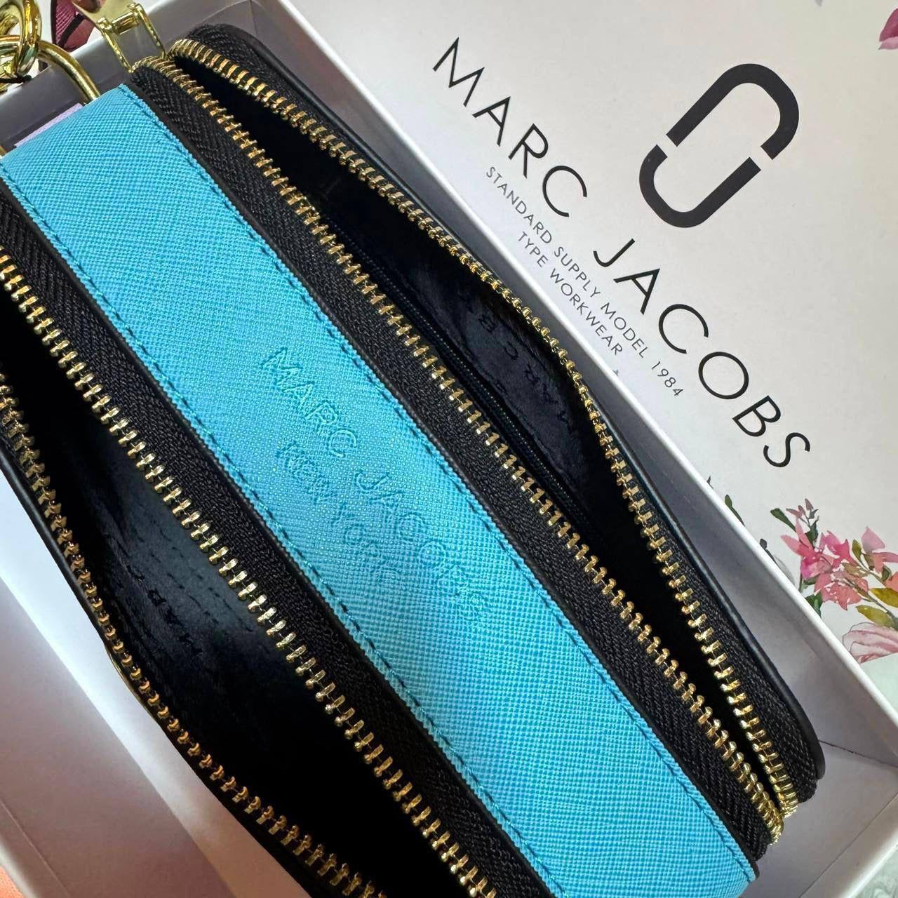 MARC JACOBS 

NEW CAME GOOD QUALITY 
WITH BOX 
🎁🎁🎁

90 dhs🇦🇪

Zain39
♥️♥️♥️
