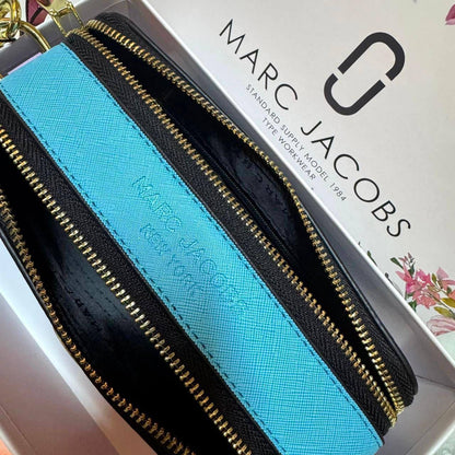 MARC JACOBS 

NEW CAME GOOD QUALITY 
WITH BOX 
🎁🎁🎁

90 dhs🇦🇪

Zain39
♥️♥️♥️