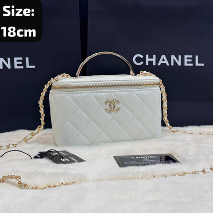 Chanel ᴠᴀɴɪᴛʏ ᴛᴏᴘ ʜᴀɴᴅʟᴇ
ᴍɪʀʀᴏʀ ɪɴsɪᴅᴇ

ᴡɪᴛʜʙᴏx
🎁🎁🎁

Caviar ᴍᴀᴛᴇʀɪᴀʟ 
sɪᴢᴇ:18ᴄᴍ
95 dhs🇦🇪

Zain56
♥️♥️♥️