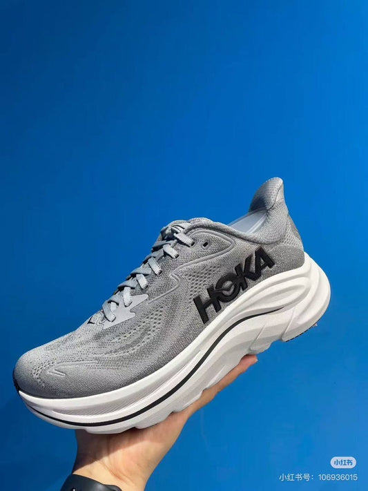 HOKA
Size 40-45
Good quality 
130 dhs🪙

Zain138
♥️♥️♥️