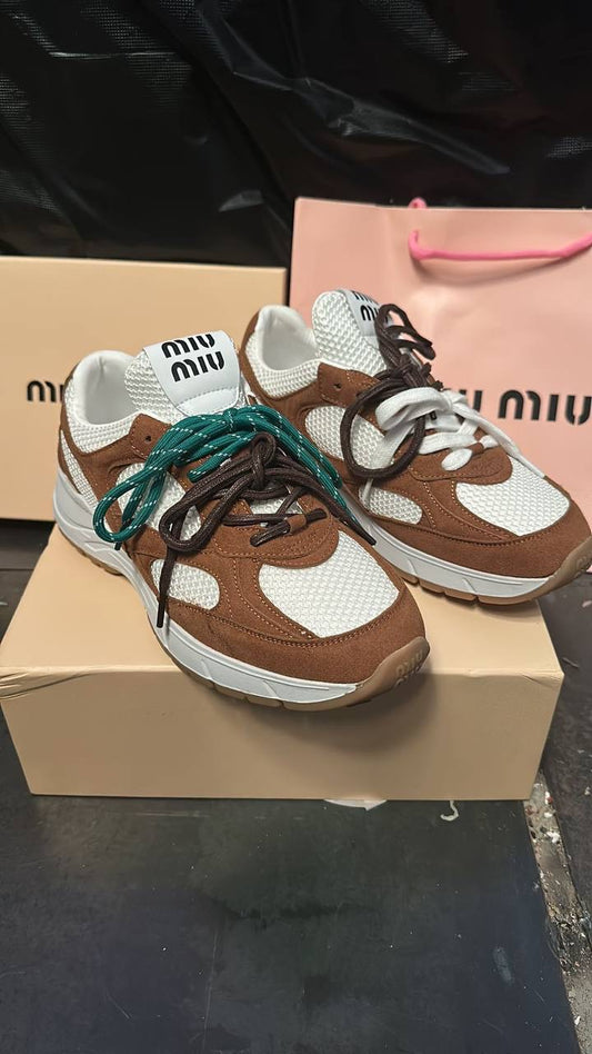 Miu Miu
size 36 to 41

180 dhs🇦🇪

Zain146
♥️♥️♥️
