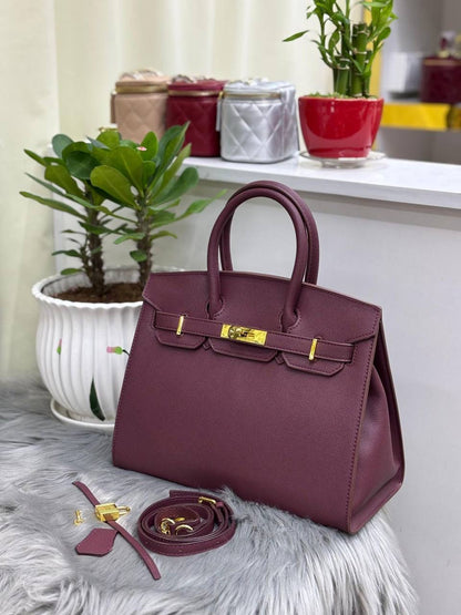 Hermes 
SIZE  ……… 30 cm 
115 dhs🇦🇪

Zain244
♥️♥️♥️