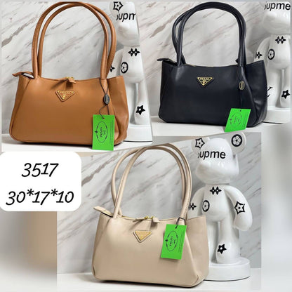 Prada 
Good Quality 
120 dhs🇦🇪

Zain117
♥️♥️♥️