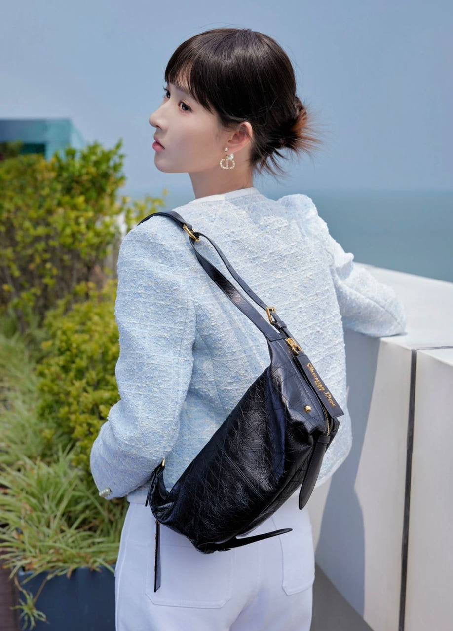 DIOR 
NEW DESIGN GOOD QUALITY 
120 dhs🇦🇪

Zain39
♥️♥️♥️