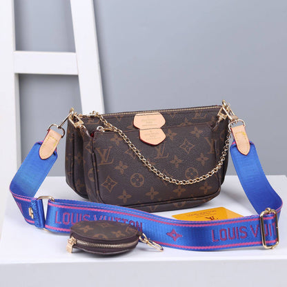 LV

75 dhs🪙💕

high quality 

with box
🎁🎁🎁

Zain26
♥️♥️♥️